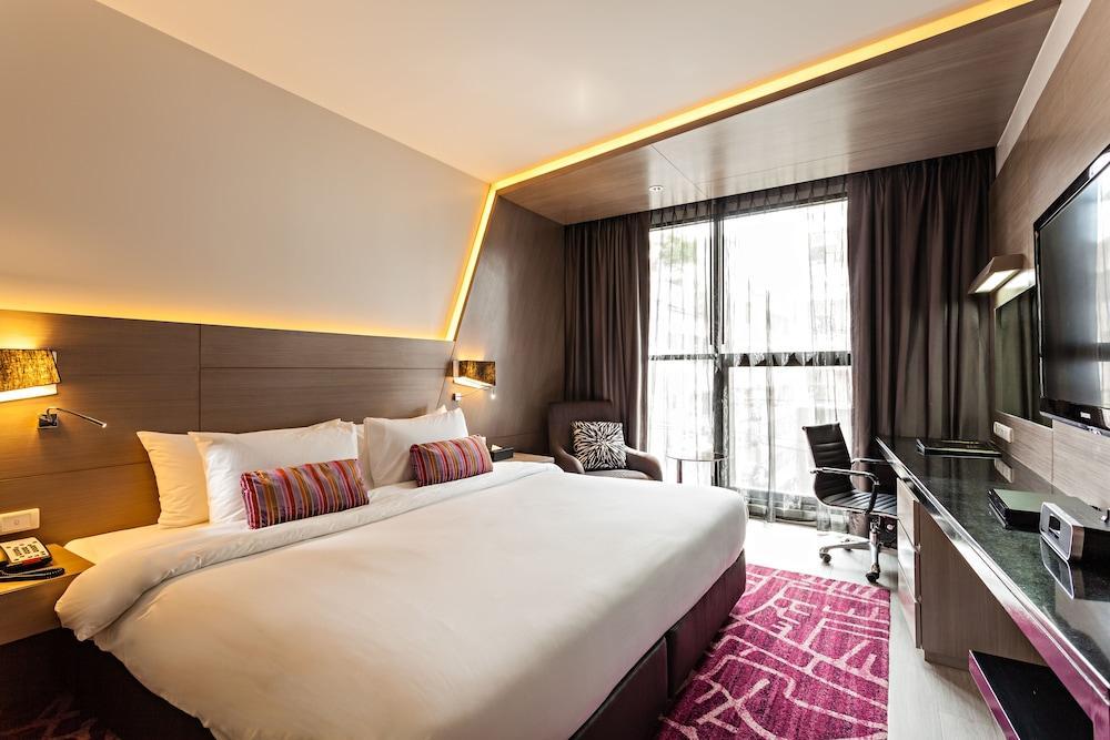 Hyatt Place Bangkok Sukhumvit 1 Экстерьер фото