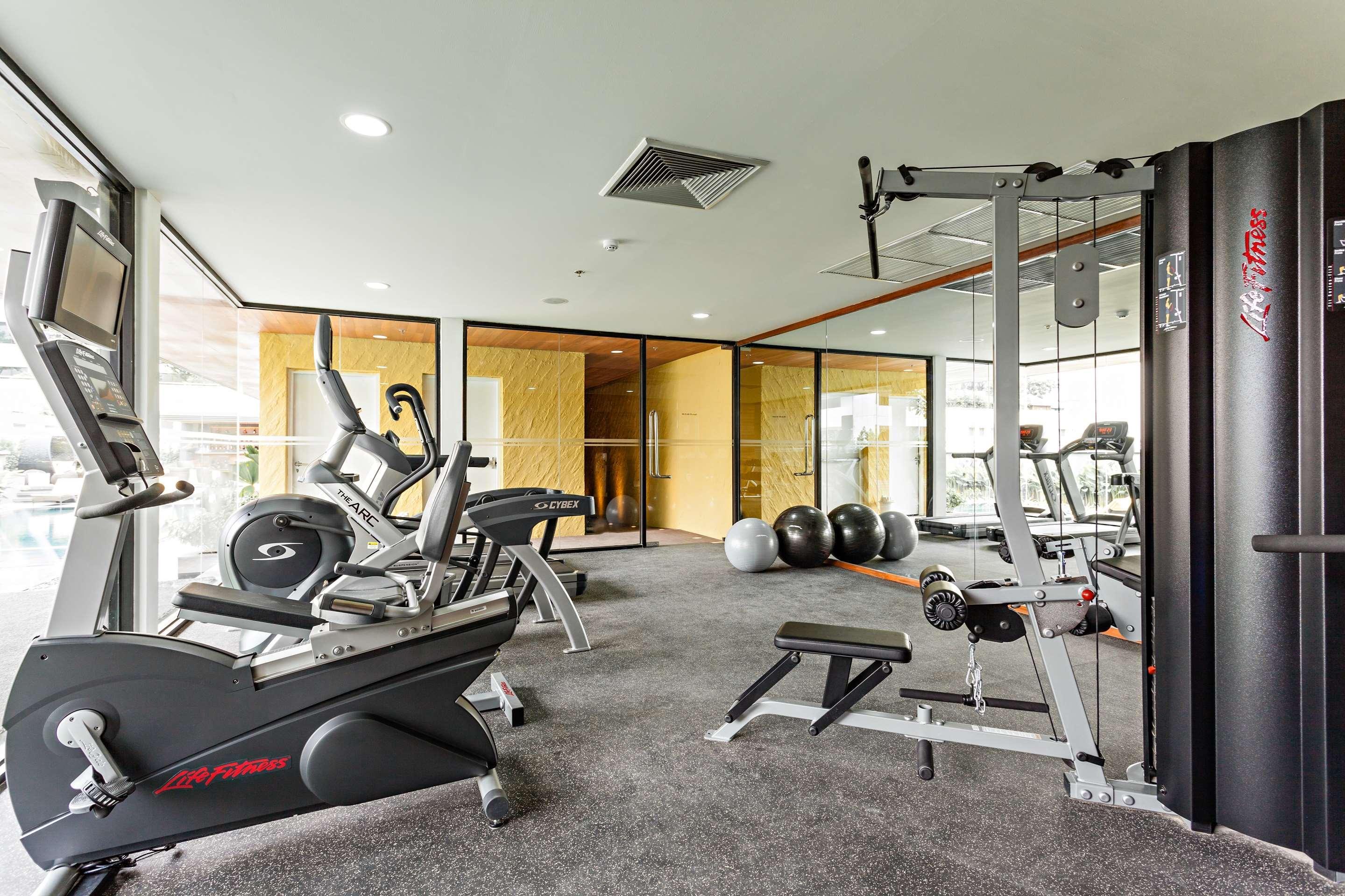 Hyatt Place Bangkok Sukhumvit 1 Экстерьер фото