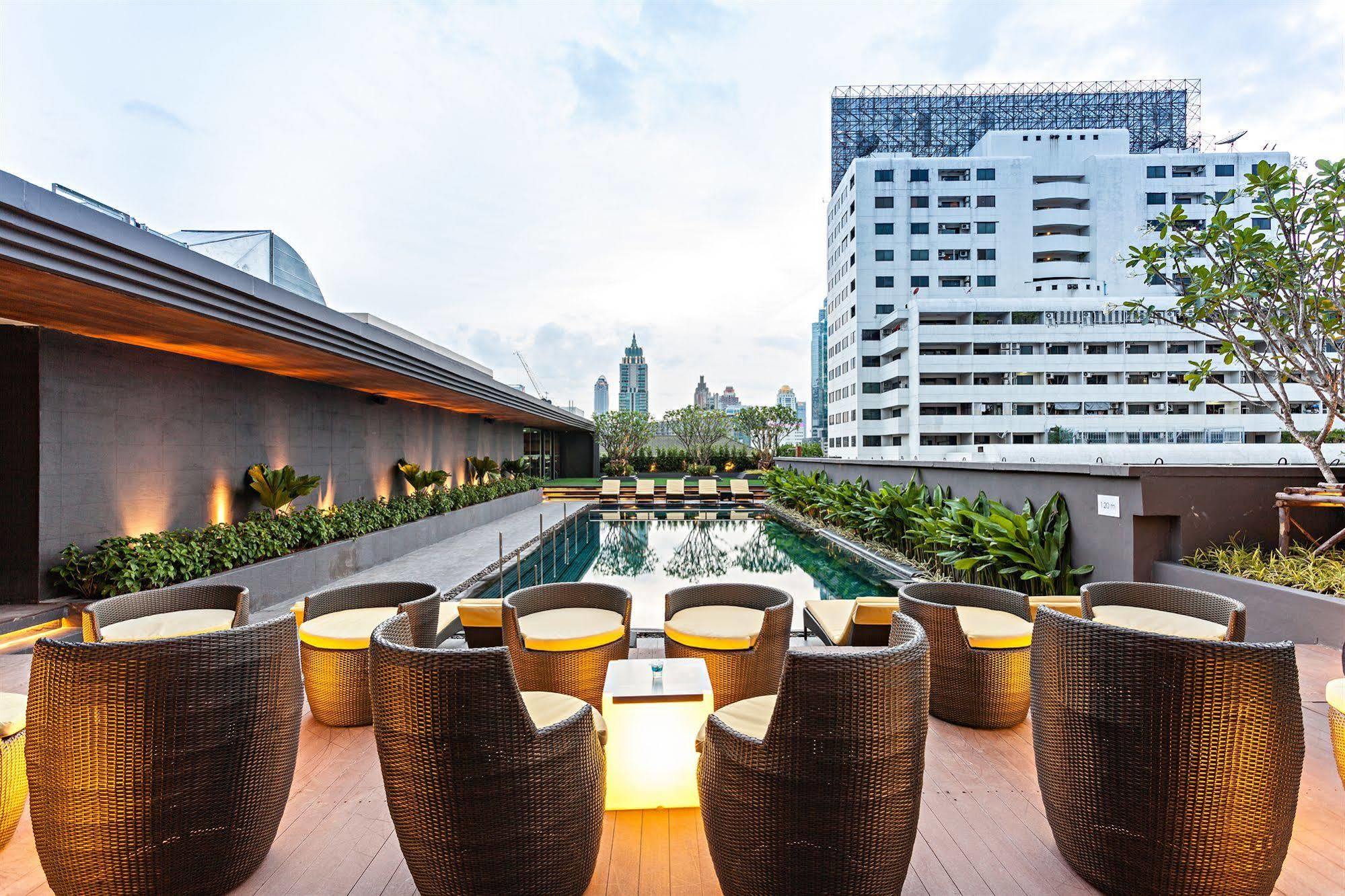 Hyatt Place Bangkok Sukhumvit 1 Экстерьер фото